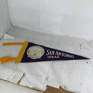 Vintage The Alamo San Antonio Texas Purple Souvenir Felt Pennant 12"